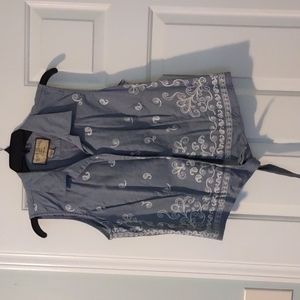 Bit & Bridle tie front western sleeveless top size L